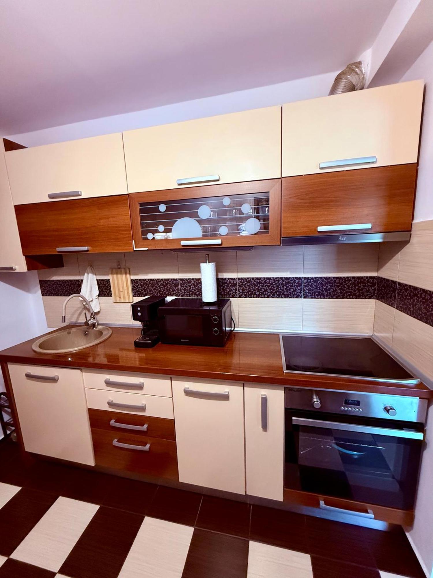 Adona Residence Oradea Exterior photo